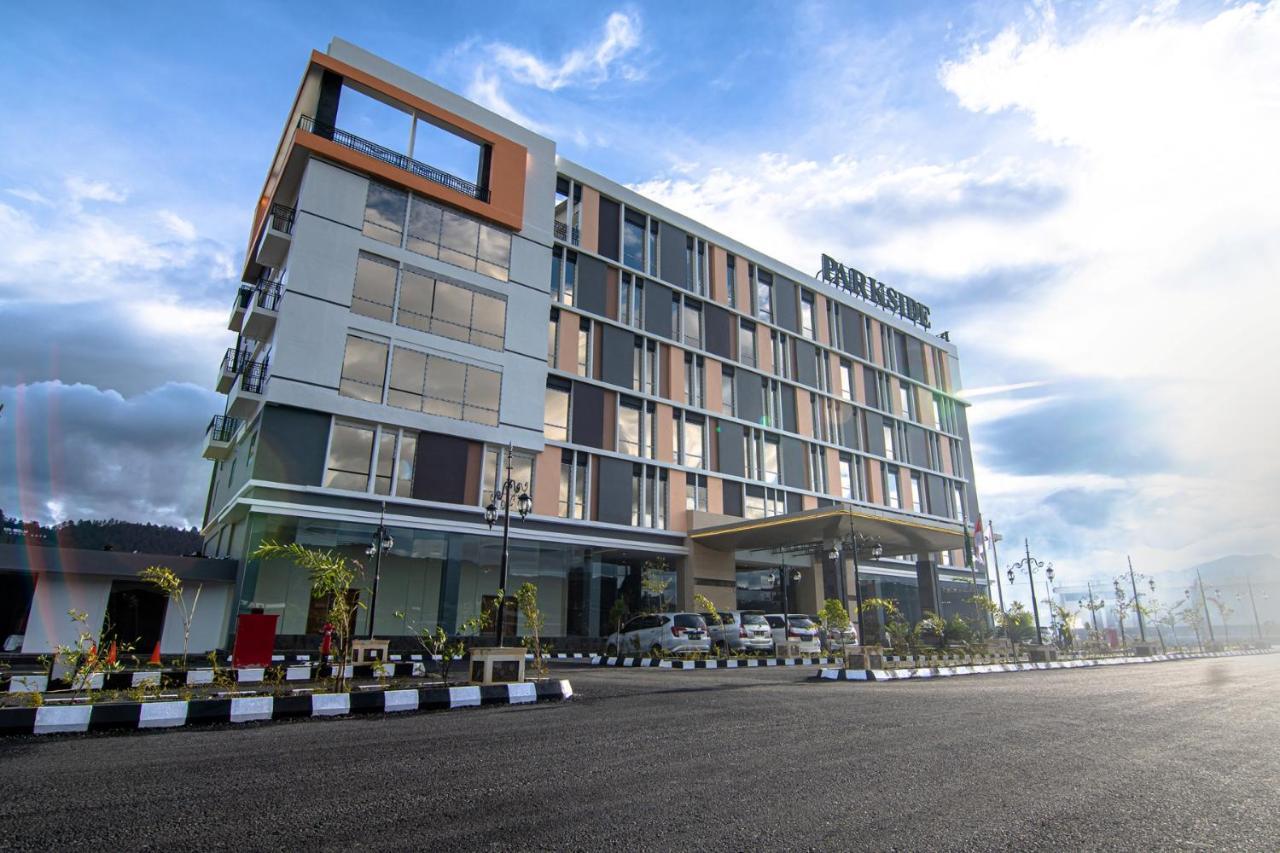 Parkside Gayo Petro Hotel Takengon Luaran gambar