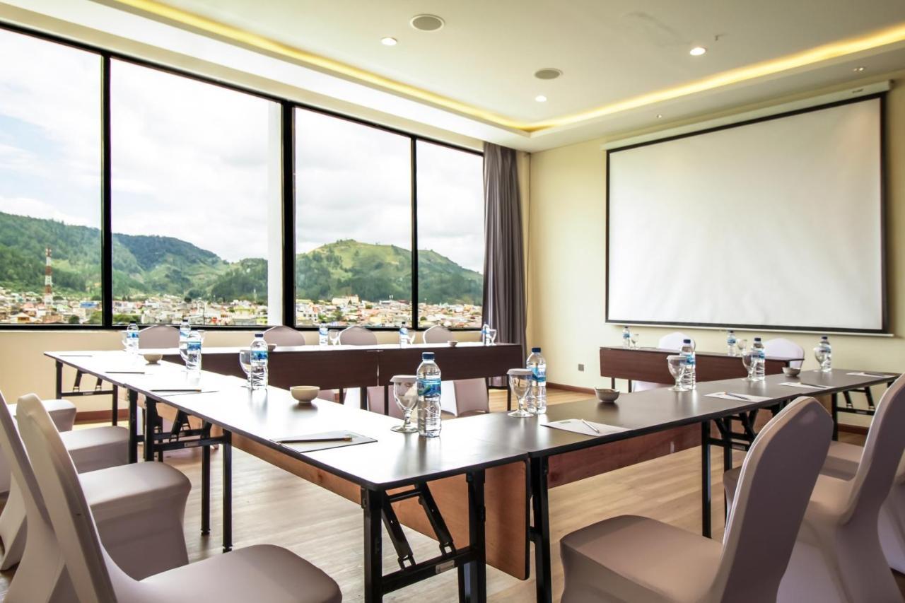 Parkside Gayo Petro Hotel Takengon Luaran gambar
