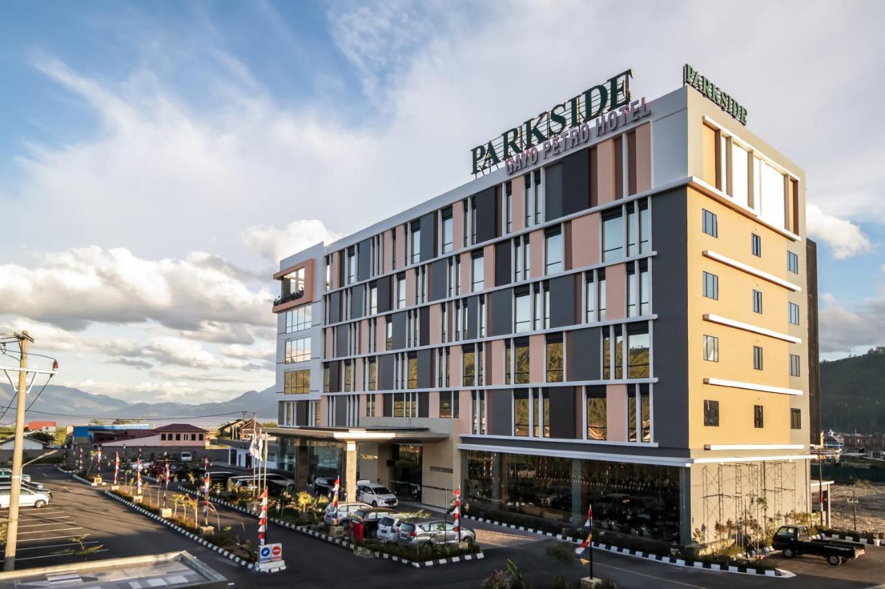 Parkside Gayo Petro Hotel Takengon Luaran gambar