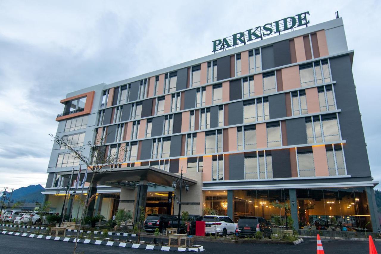 Parkside Gayo Petro Hotel Takengon Luaran gambar